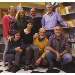 Fasem fèsta - l'Escabòt - The singers (en biblioteca a las pròvas - 2015)