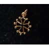 Pendentif croix occitane évidée dorée - 1,5cm